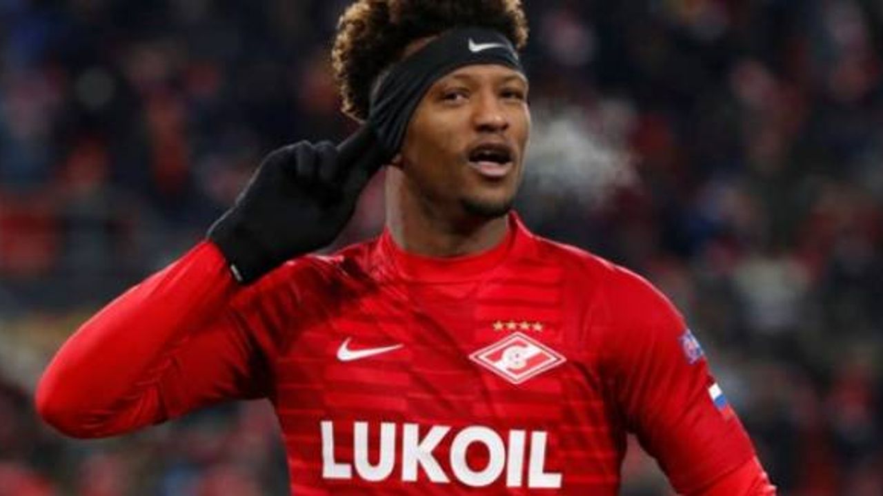 Ara transferde istediğimiz yıldız ismi satış listesine koydular!