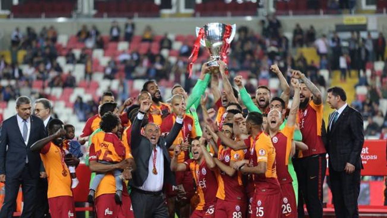 Galatasaray - Akhisarspor Süper Kupa maçı hangi kanalda?