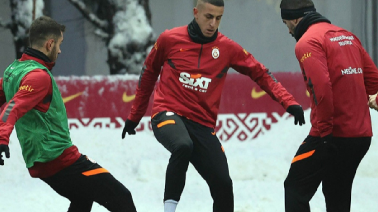 Bartuğ Elmaz Galatasaray'dan ayrıldı