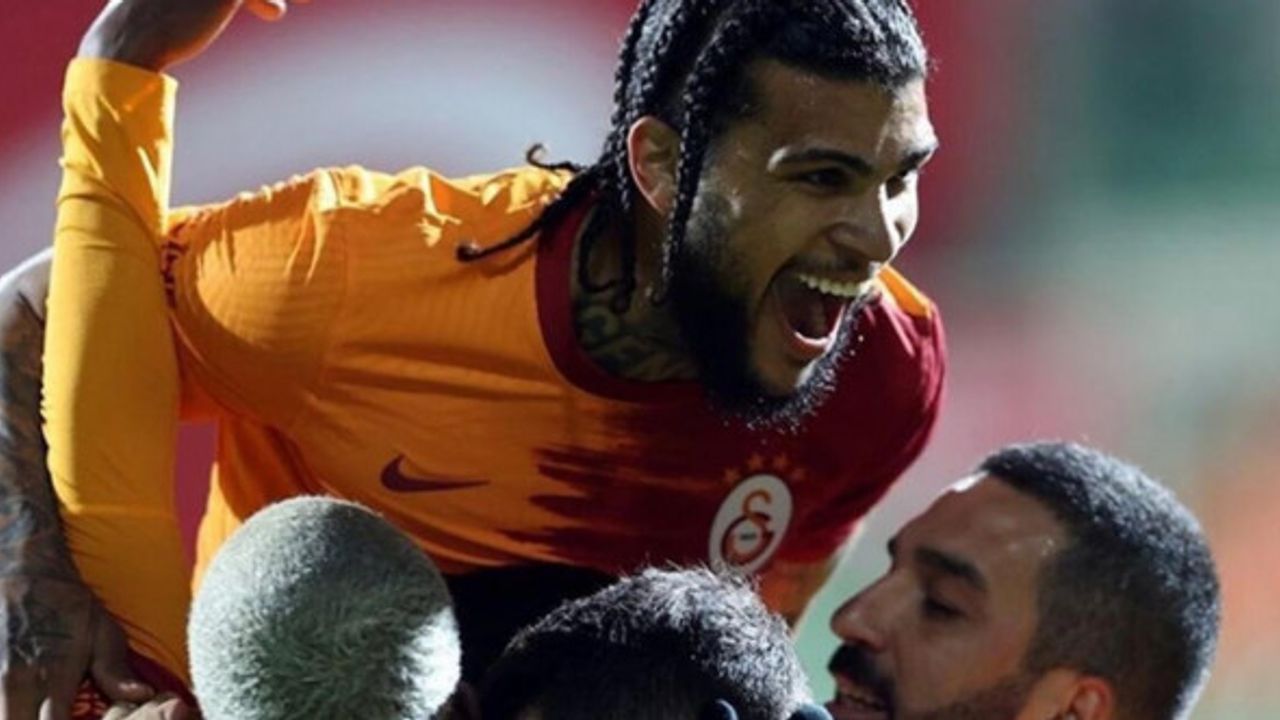 Galatasaray'dan Yedlin kararı