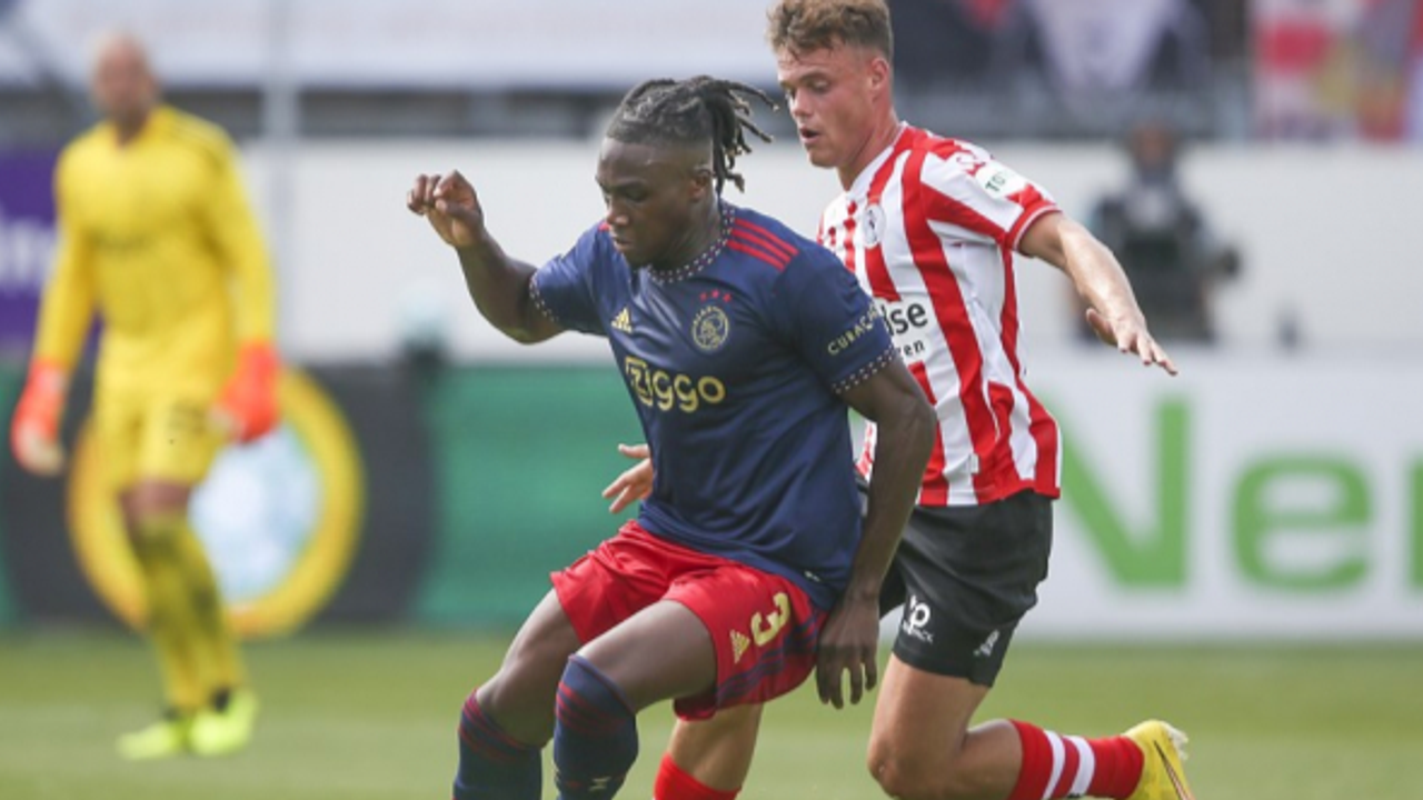 Ajax, Rotterdam deplasmanında galibiyeti tek golle aldı: 0-1