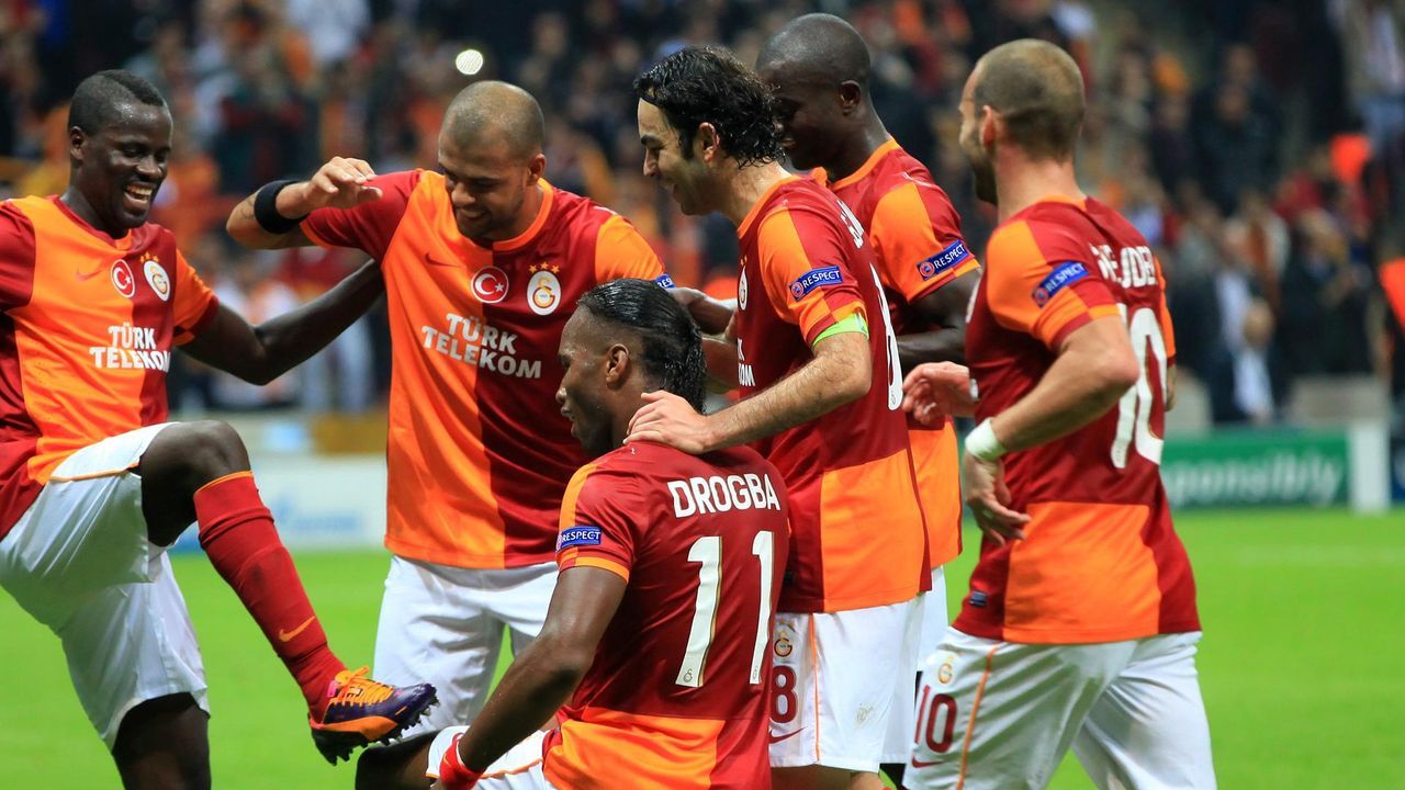 Galatasaray'ın eski yıldızı para dileniyor