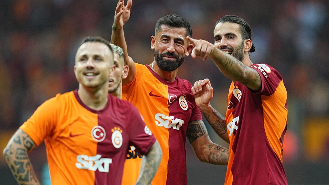 Galatasaray UEFA'ya verdiği kadroyu güncelledi