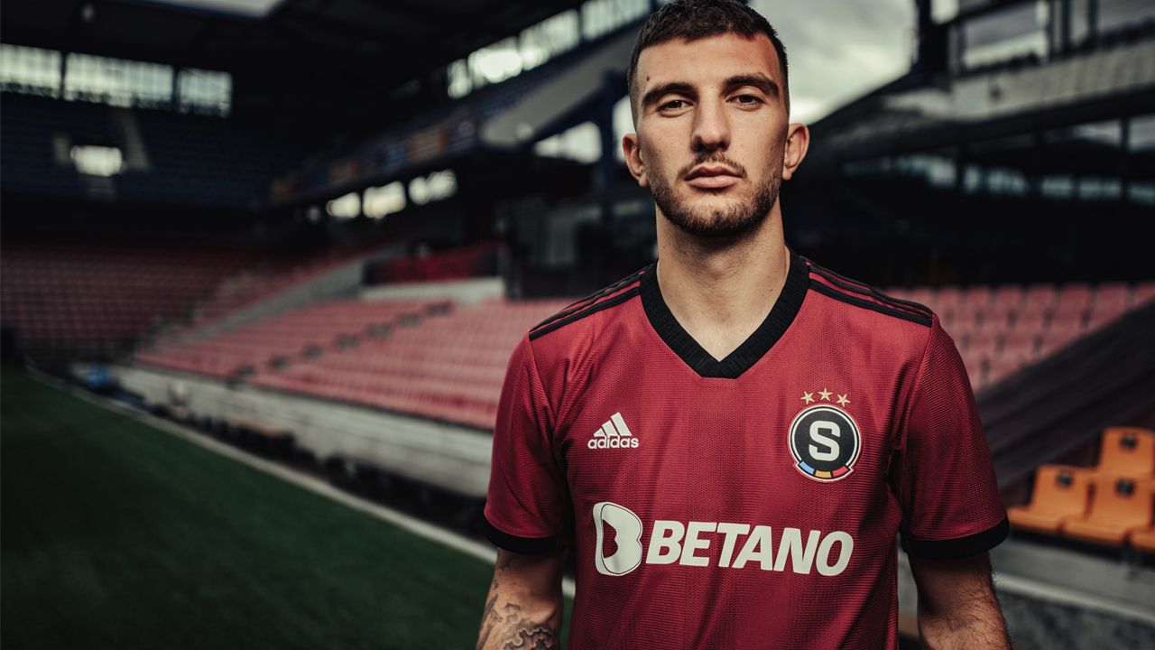 Galatasaray'ın rakibi Sparta Prag transfer açıkladı