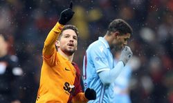 Mertens'in eşinden ayrılık sinyalleri