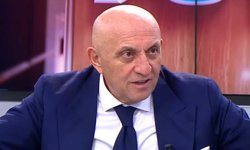 Sinan Engin: "Bence doktora baktırın, kendinde değil..."