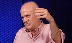 Ahmet Çakar: "Dursun Özbek, Aziz Yıldırım'ı kestane yapar!"