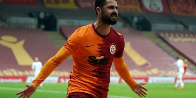 Akbaba ve Ömer'e yeni sözleşme