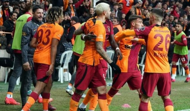 Galatasaray evinde Antalyaspor'u ağırlıyor