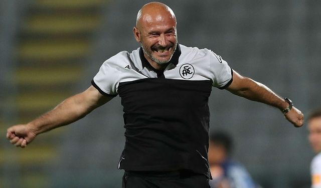 Fiorentina'nın hocasından çarpıcı sözler: "Sivasspor bizden daha deneyimli..."