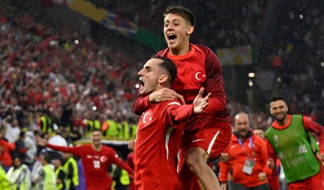 Galatasaraylı 5 futbolcu prim isteğini reddetti