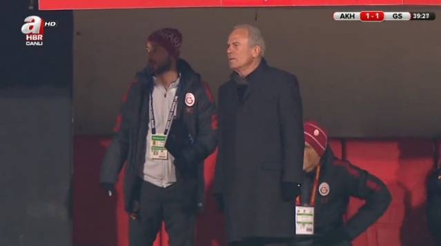 Denizli bu maçı son şans olarak gördüyse bazı oyuncularda ilk sıraya Yasin&#039;i yazarım.