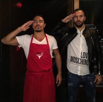 Ünlü şef, dünyanın birçok yerinde ünlü isimlerle bir araya geiyor.