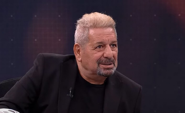 ERMAN TOROĞLU: "ALLAH ÇARPAR ADAMI"

“O adama bir şey demem. Lucas Torreira’ya bir şey dersem eğer dersem Allah beni çarpar. Ben gençlerden yanayım. Yolda bırakmayacak arabaya bineceksin. Aynı futbolcu gibi…” ifadelerini kullandı.