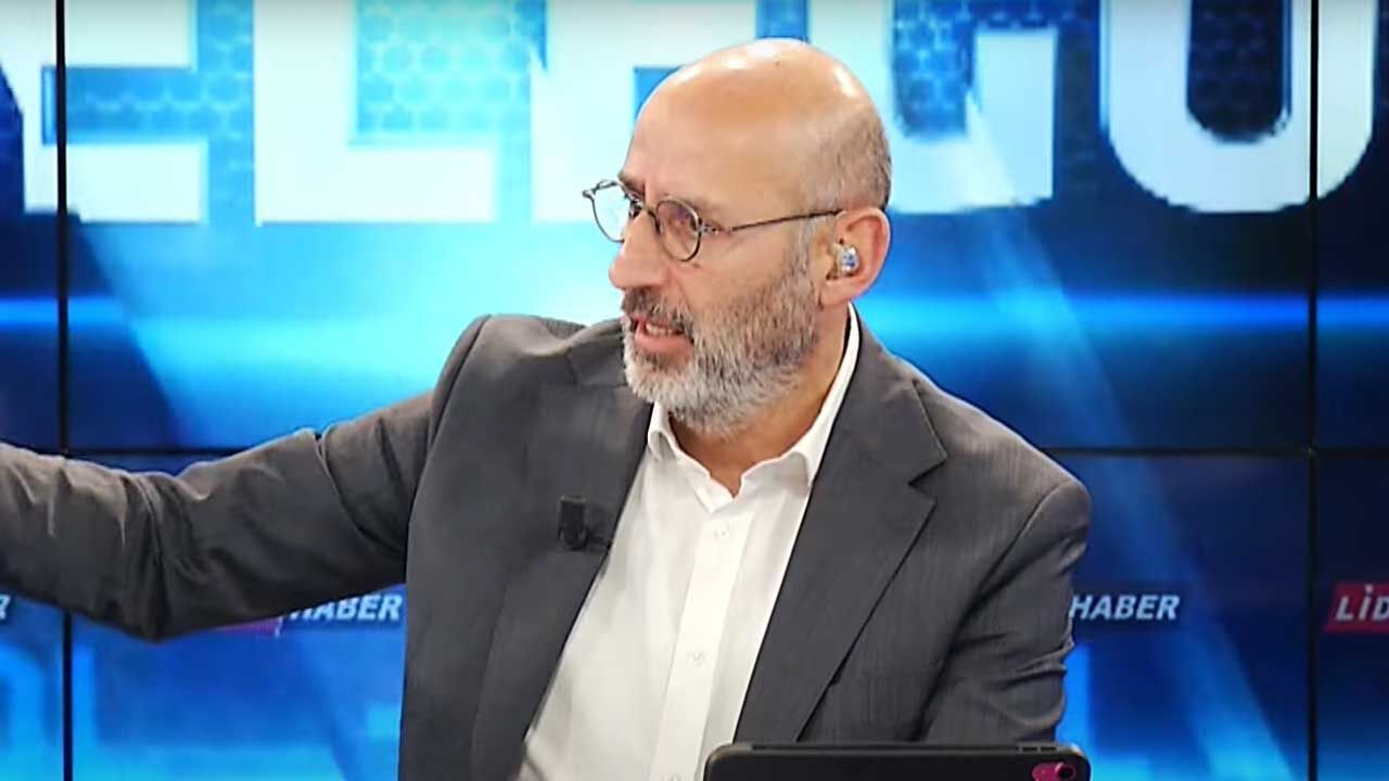 Serhat Ulueren: "Okan Buruk takımda kalmasını istemedi!"